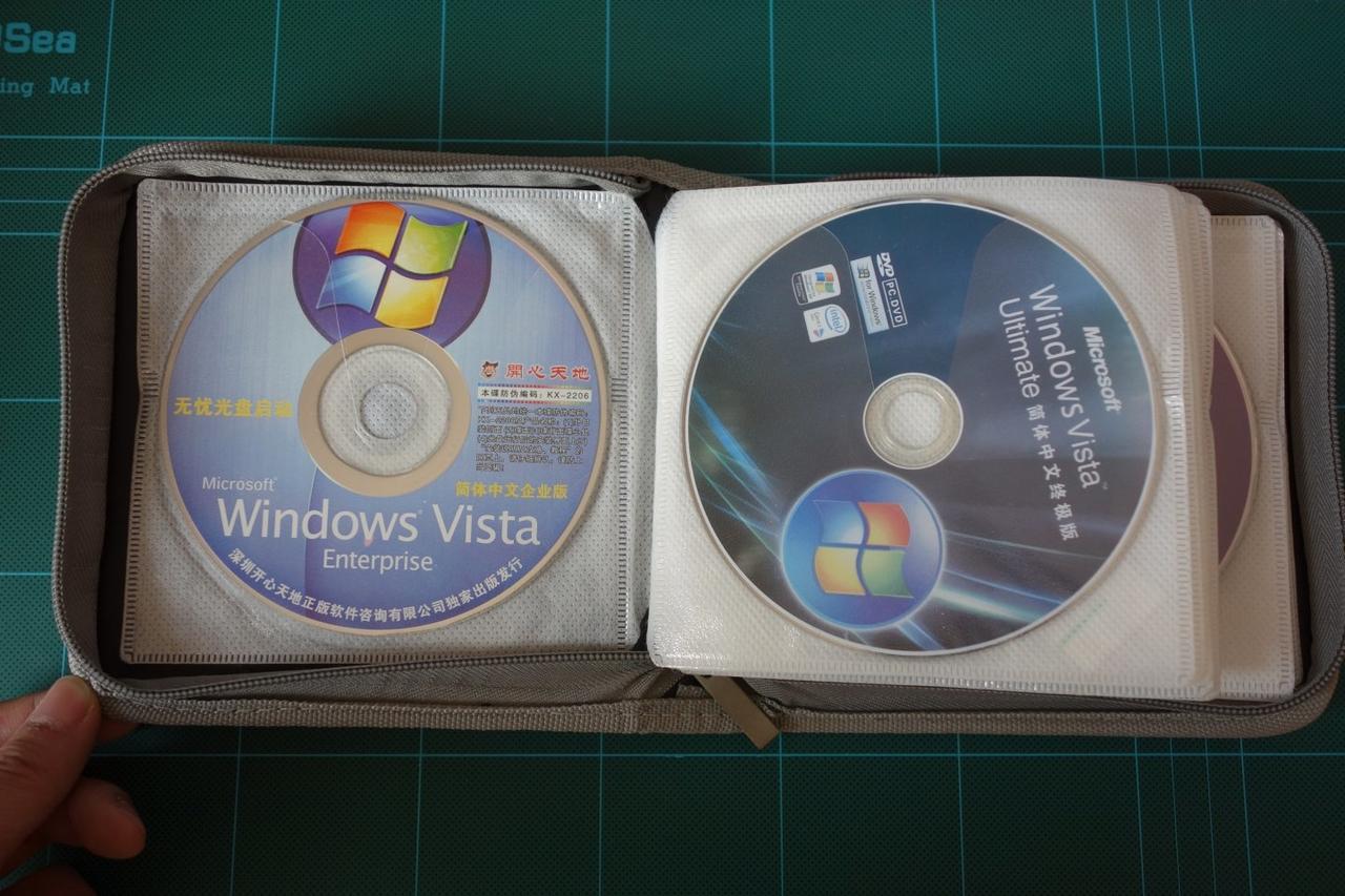 我也会买一些诸如 Ghost 和免激活安装的 Windows 系统安装盘