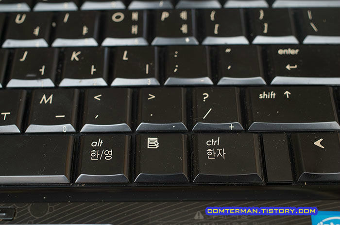 韩国也有卖标准 ANSI 布局键盘的，右 Alt 键作为韩英切换键，右 Ctrl 键作为汉字转换