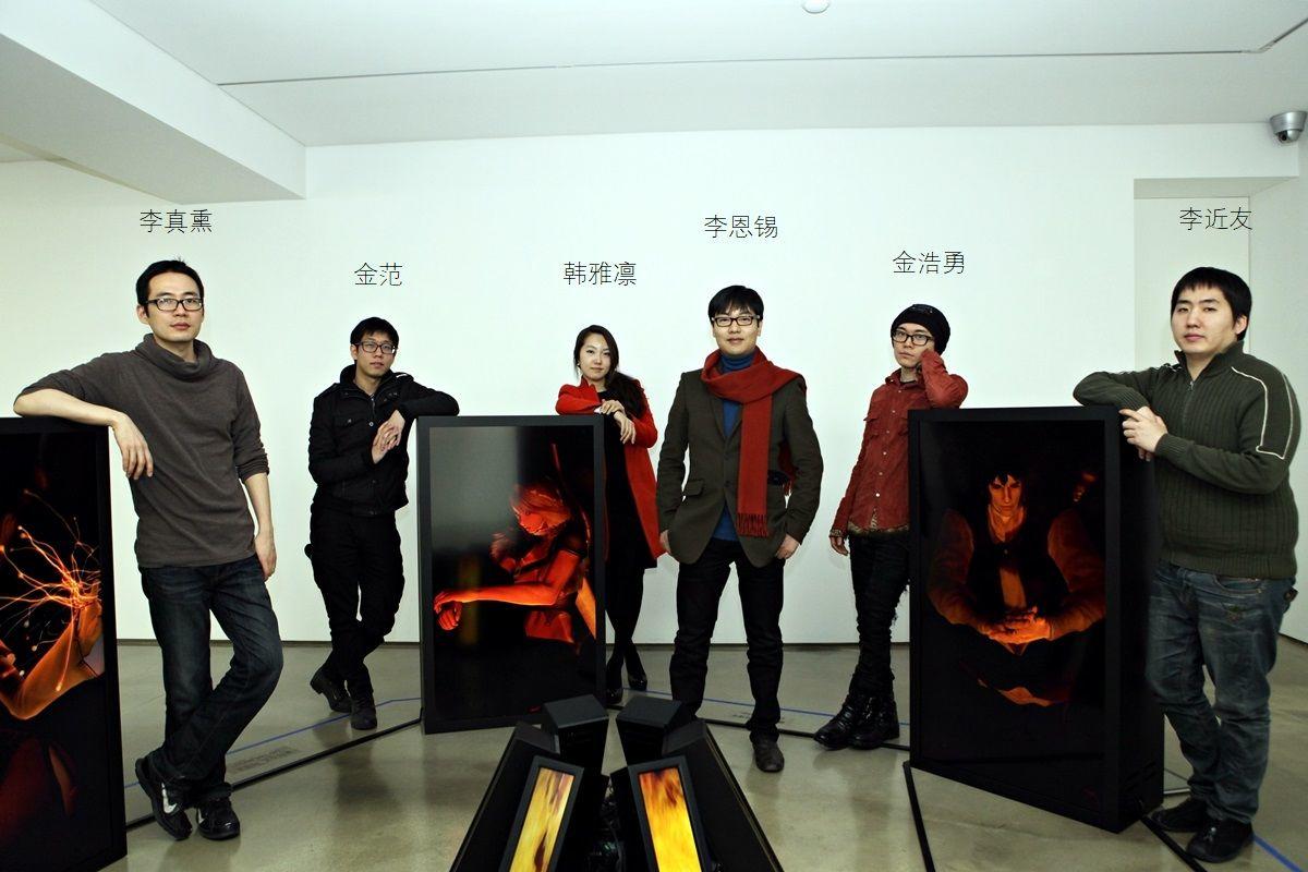 NxArtlab的六位艺术家，以及Borderless展上李真熏的作品<篝火>